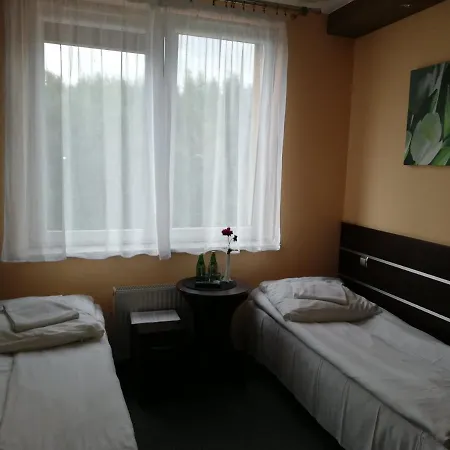 호스텔 Gosciniec Biznesowy