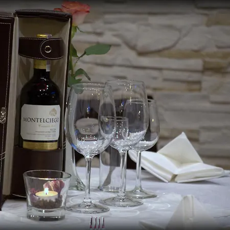 Hostel Gosciniec Biznesowy *