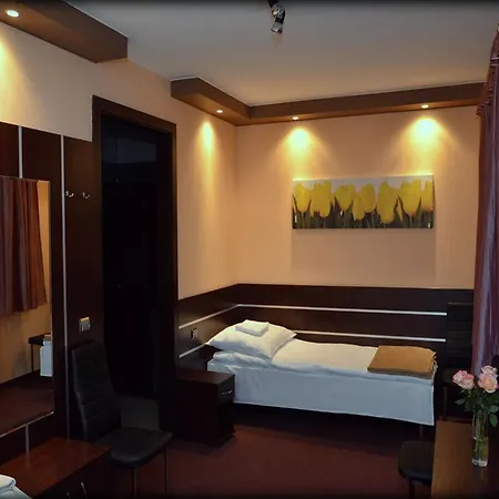 Gosciniec Biznesowy 호스텔 Dąbrowa Górnicza