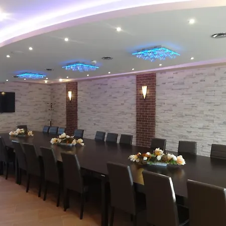 호스텔 Gosciniec Biznesowy Dąbrowa Górnicza